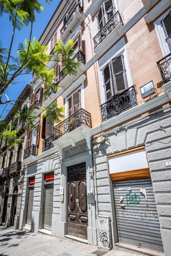 Cagliarifornia Bed & Breakfast ภายนอก รูปภาพ
