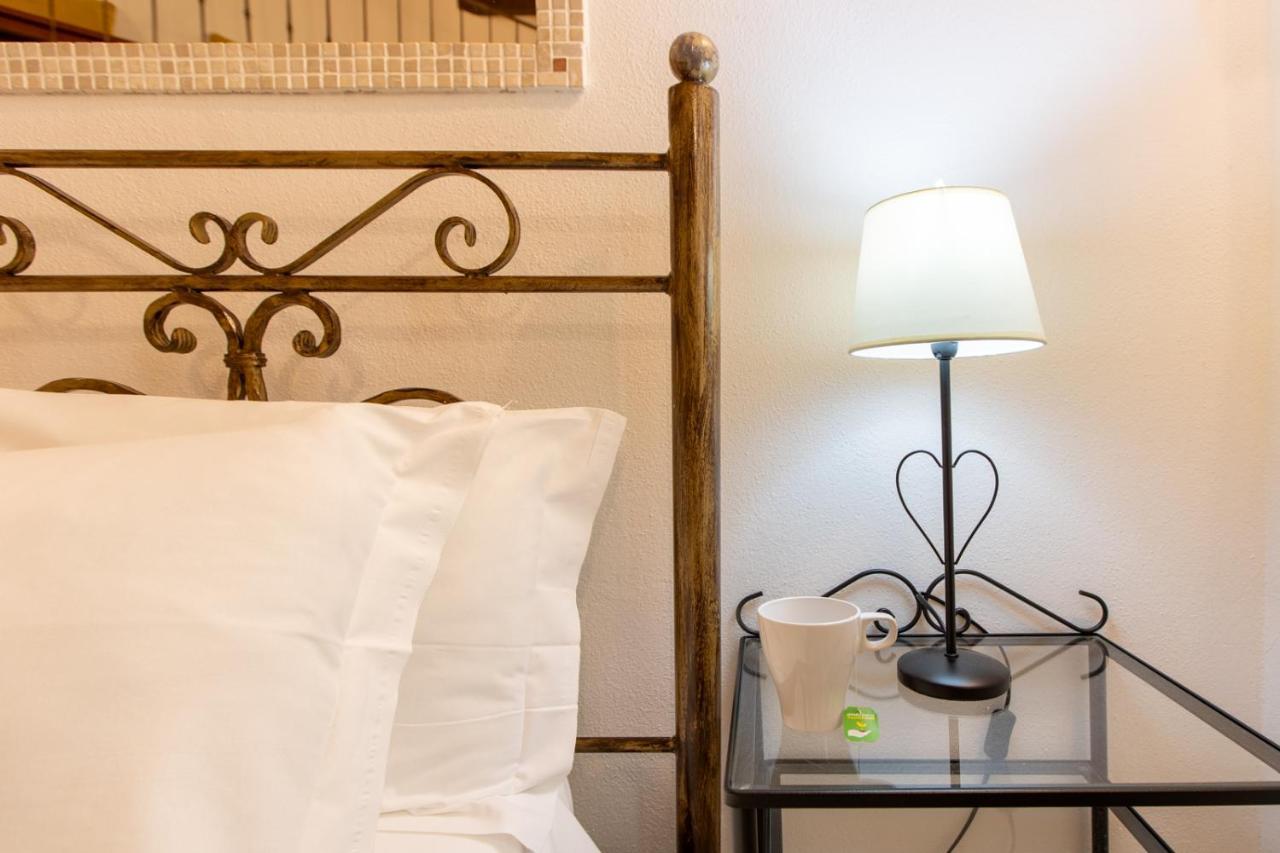 Cagliarifornia Bed & Breakfast ภายนอก รูปภาพ
