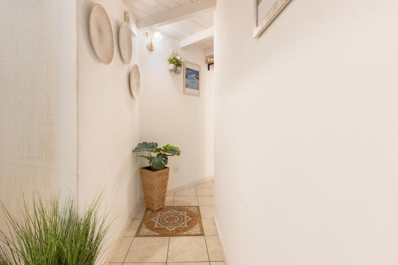 Cagliarifornia Bed & Breakfast ภายนอก รูปภาพ